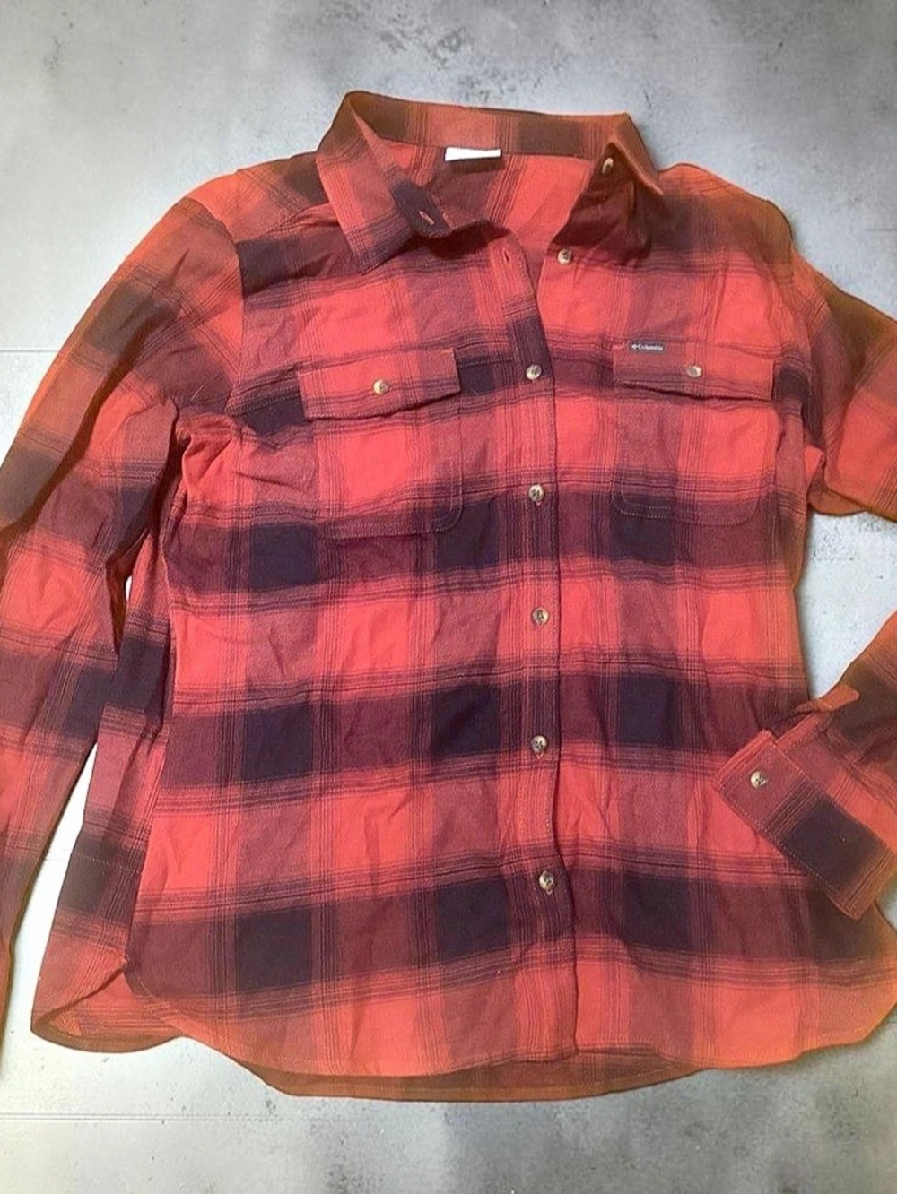 Woman’s Columbia Flannel Long-Sleeve Shirt Red & Black Large